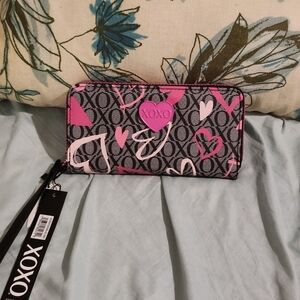XOXO Women's Pink and Black Wallet